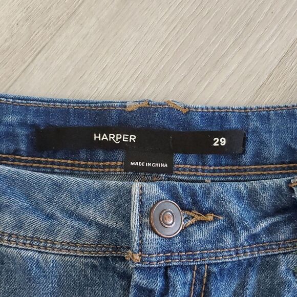 Harper Denim Distressed Embroidered Shorty Shorts Womens, Size 29 - Picture 3 of 7